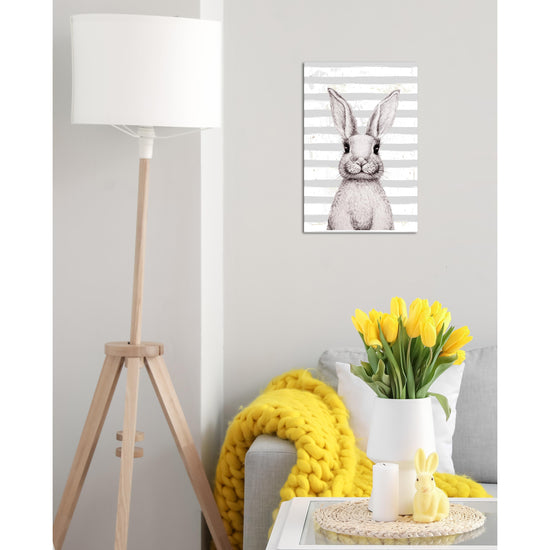 Queen Kerosin Blechschild - White Rabbit with stripes Blitzverkäufe