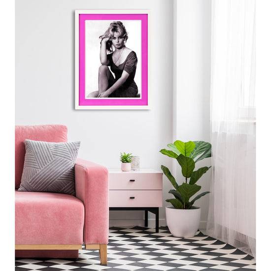 Queen Kerosin Rahmenbild mit Acrylpassepartout - Brigitte Auslauf