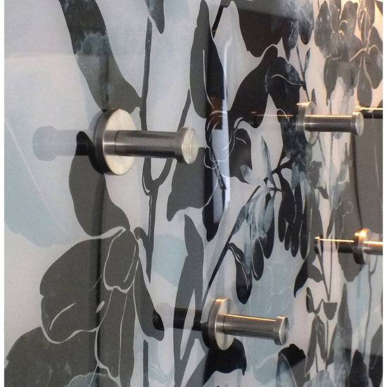 Queen Kerosin Garderobe - Orchidee im Angebot