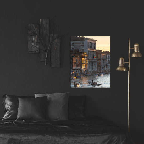 Queen Kerosin Acrylglasbild - VENICE GONDOLIERS AND FLAG-2 Fabrikladen