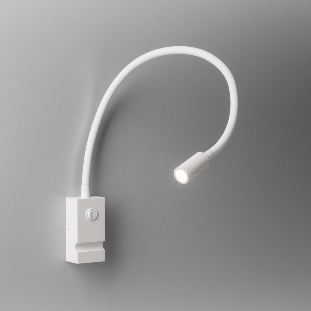 S.Luce Pip Wandleuchte mit beweglichen LED-Lesearm 190lm Weiß