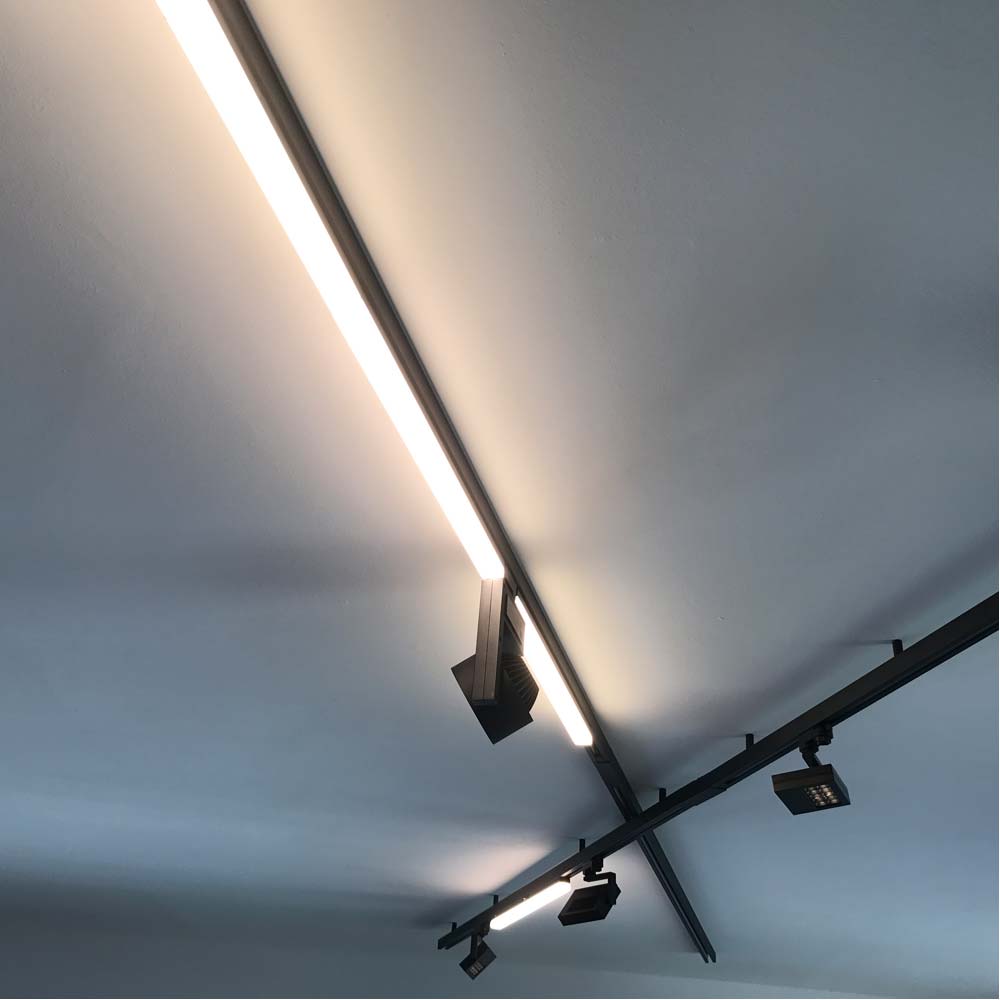 S.Luce 3-Phasen Linienleuchte 2200lm 20W 3000K warm Schwarz Vatertagsangebot