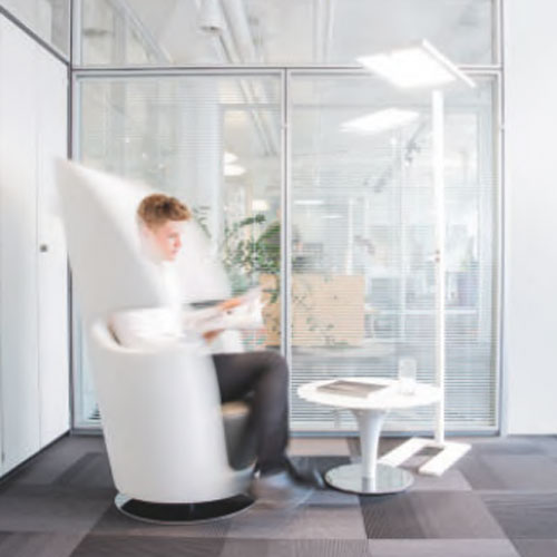 S.Luce Kiteo K-Virtus II Büro Stehleuchte NeoLink ZigBee RGBW HCL Letzter Tag
