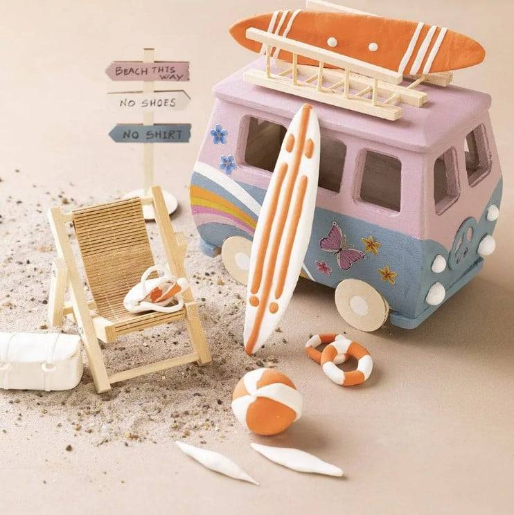 Schöner Leben Minibus aus Holz 17x10x13cm von Creativ Company Fabrikverkauf