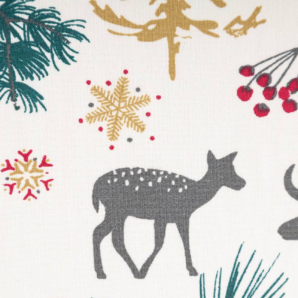 Schöner Leben Baumwollstoff Weihnachtsstoff Aggrim Hirsche Tannen ecru grün rot 1,47m Breite Auslauf