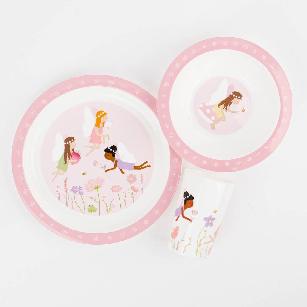 Schöner Leben Kinder Geschirrset 3-tlg. Feenwelt aus recycelten PET-Flaschen weiß rosa bunt 26,5x6,5x24,5cm von Sass & Belle