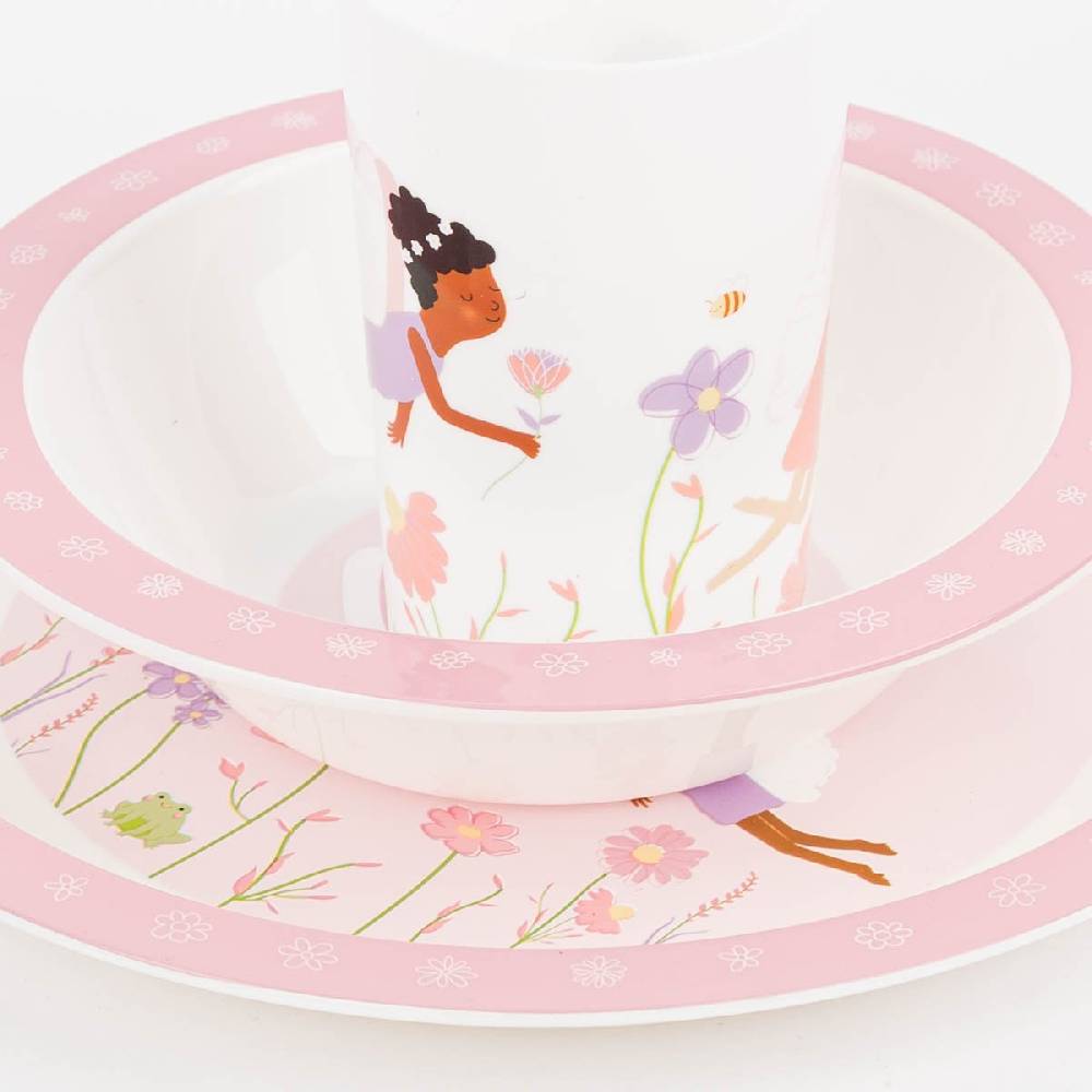 Schöner Leben Kinder Geschirrset 3-tlg. Feenwelt aus recycelten PET-Flaschen weiß rosa bunt 26,5x6,5x24,5cm von Sass & Belle Bis zu 60% Rabatt