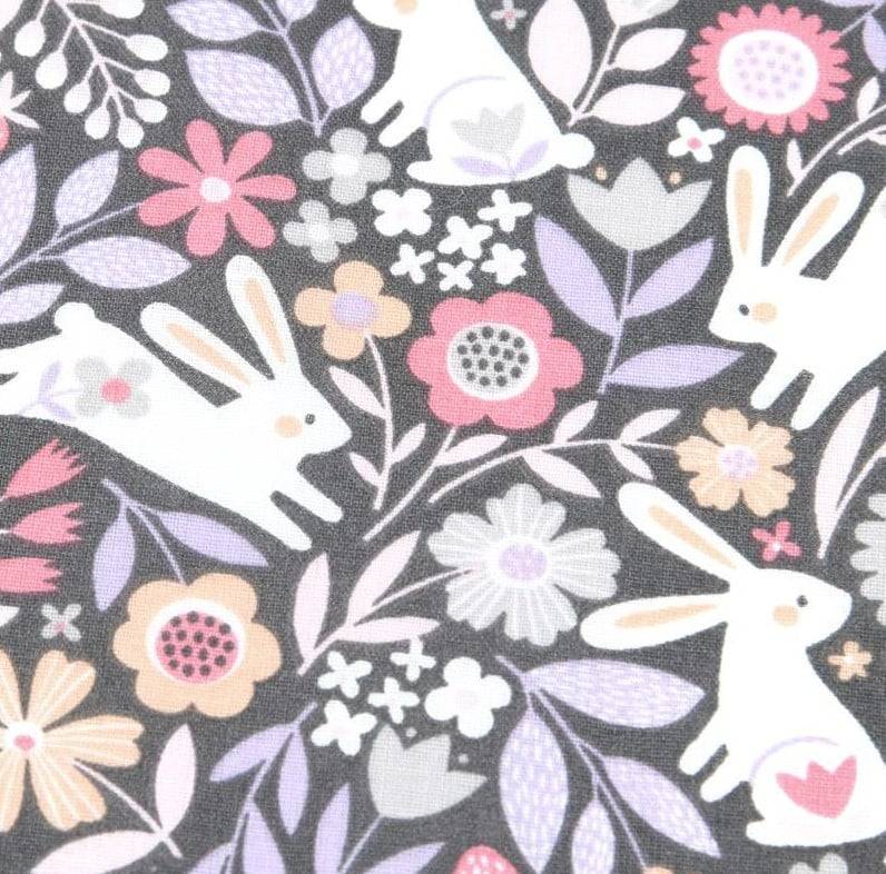 Schöner Leben Baumwollstoff Hasen Blumen grau bunt 1,40m Breite Fabrikpreis