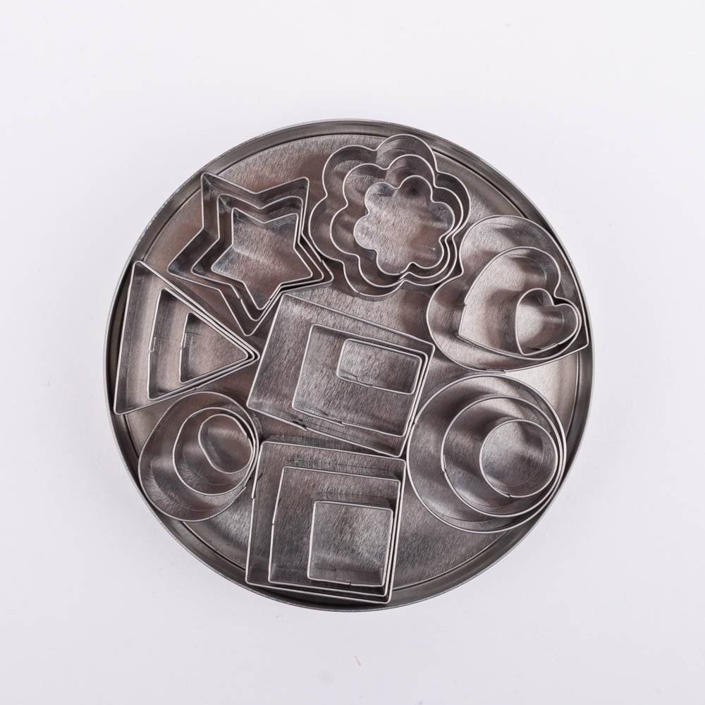 Schöner Leben 24er Set Ausstecher aus Metall für Deko 8 verschiedene Formen je 3 Stück 2-4cm von Rayher Große Rabatte