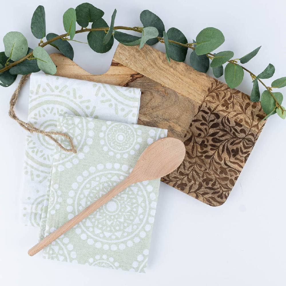 Schöner Leben Schneid- und Servierbrett mit Blumenrankenprägung Mangoholz natur 35,5x18x2,5cm Sonderangebot der Fabrik