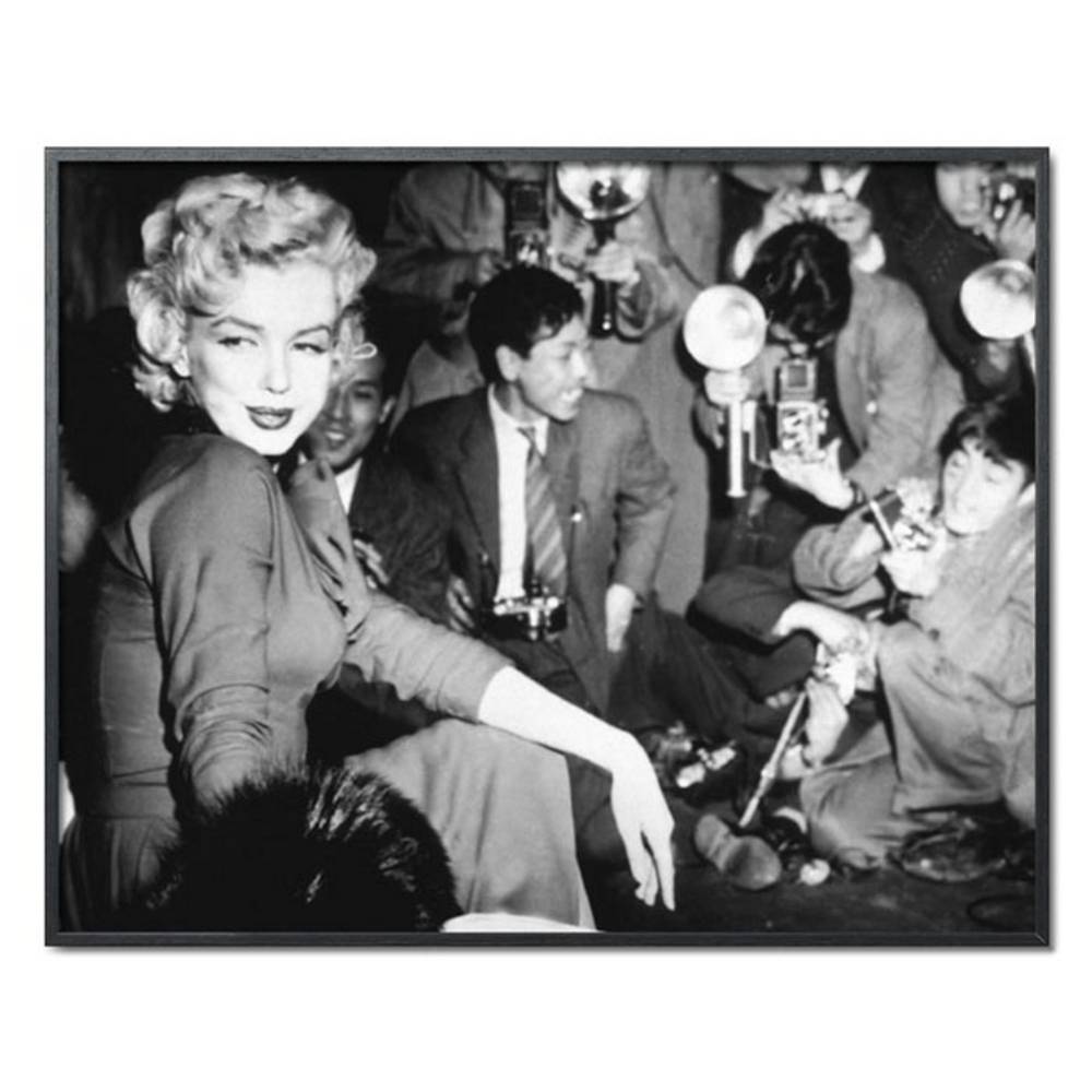 Schöner Wohnen Kollektion Gerahmter Kunstdruck 'Marilyn Monroe surronded by photographers'