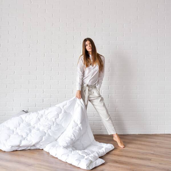 Sei Design Winter Bettdecke Air Softfill Collection SWAN DE LUXE, 135x200 Auslauf